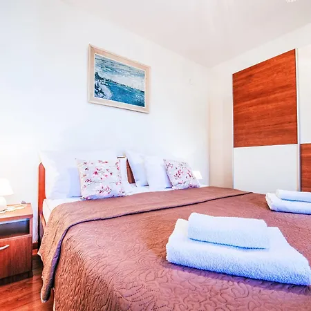 Mira By Interhome Casa vacanze Mali Iž