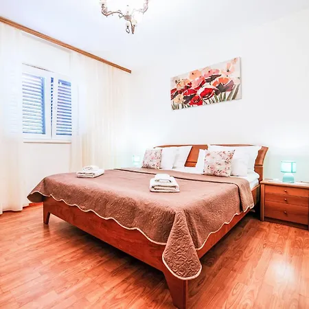 Mira By Interhome Hébergement de vacances *